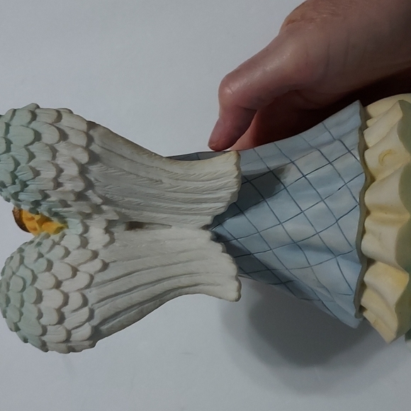 Angel's Touch Figurine by Seymour Mann,Multicolor,8 1/2 in.Hx5 1/4inW.has weight - Picture 6 of 9